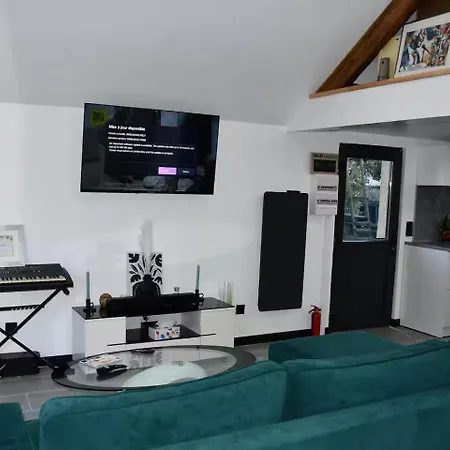 Eden House Сен-Пьер-Каниве