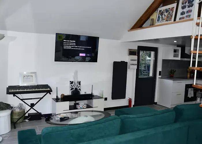 Eden House Saint-Pierre-Canivet